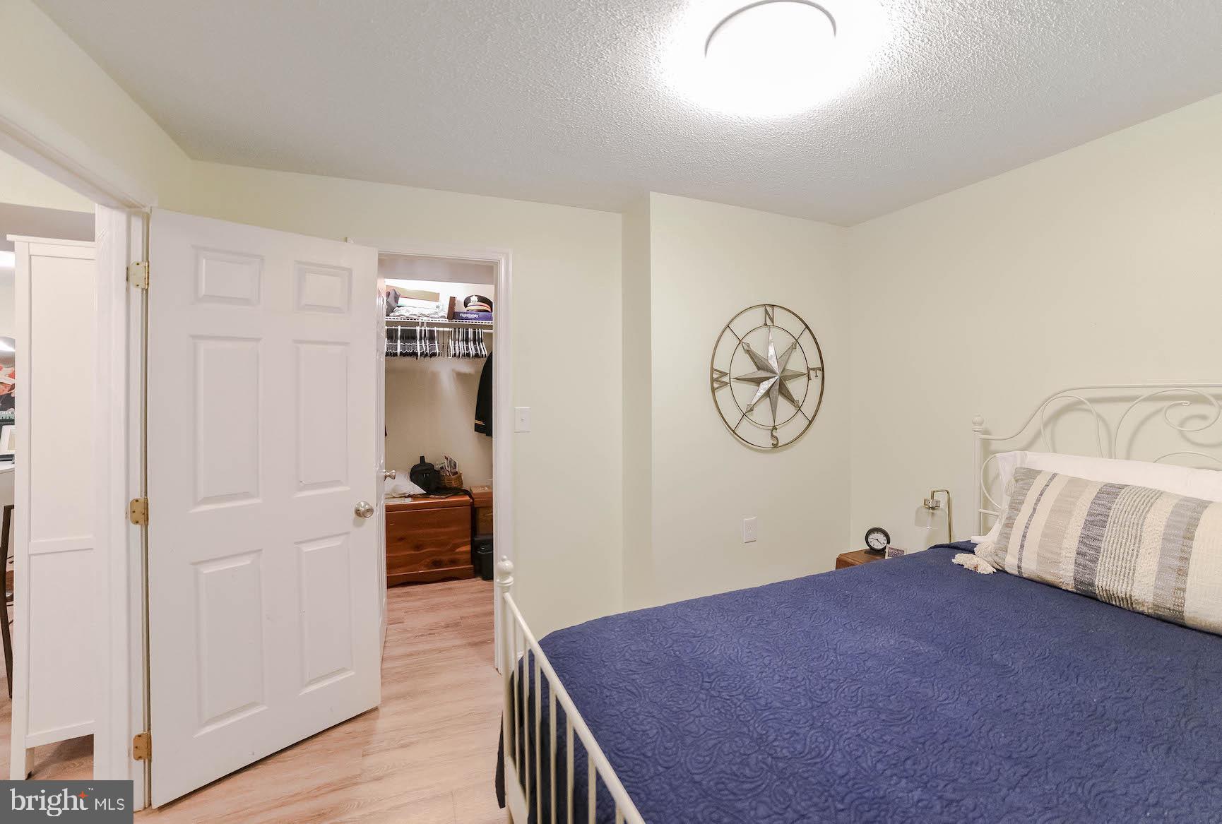 QUEEN TREE LANDING - Residential