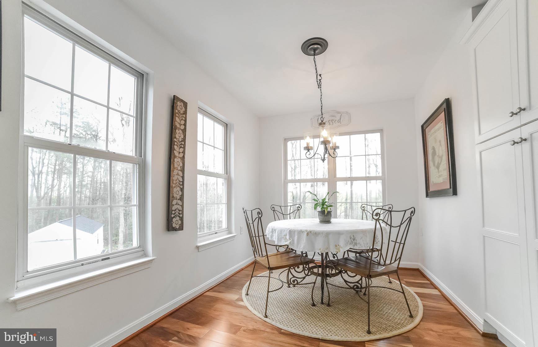 QUEEN TREE LANDING - Residential