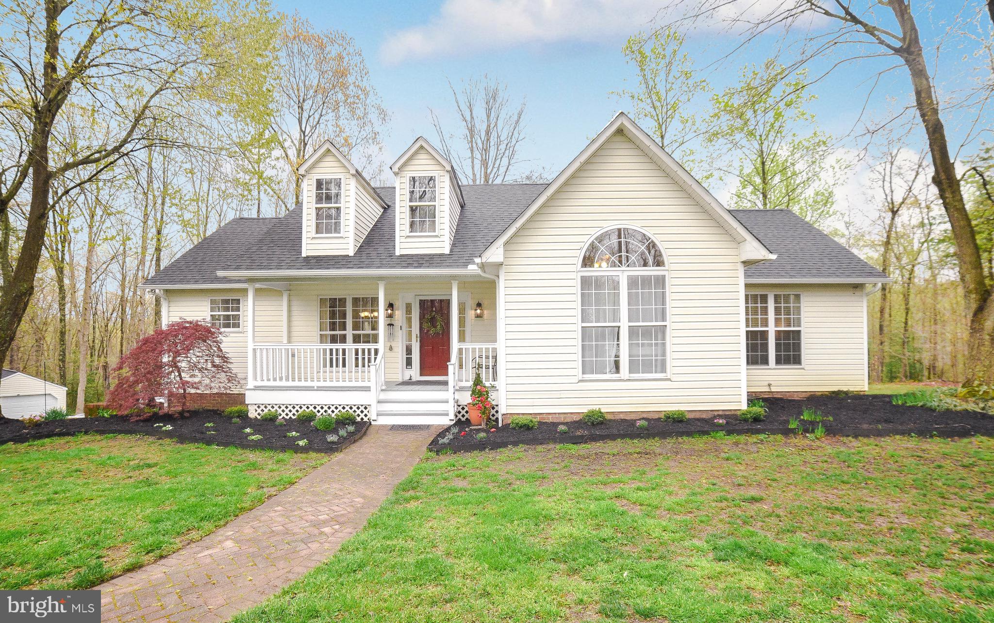 QUEEN TREE LANDING - Residential