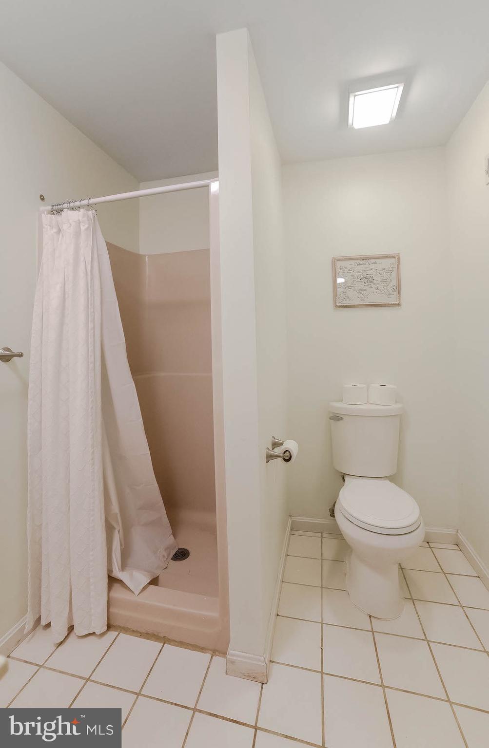 QUEEN TREE LANDING - Residential