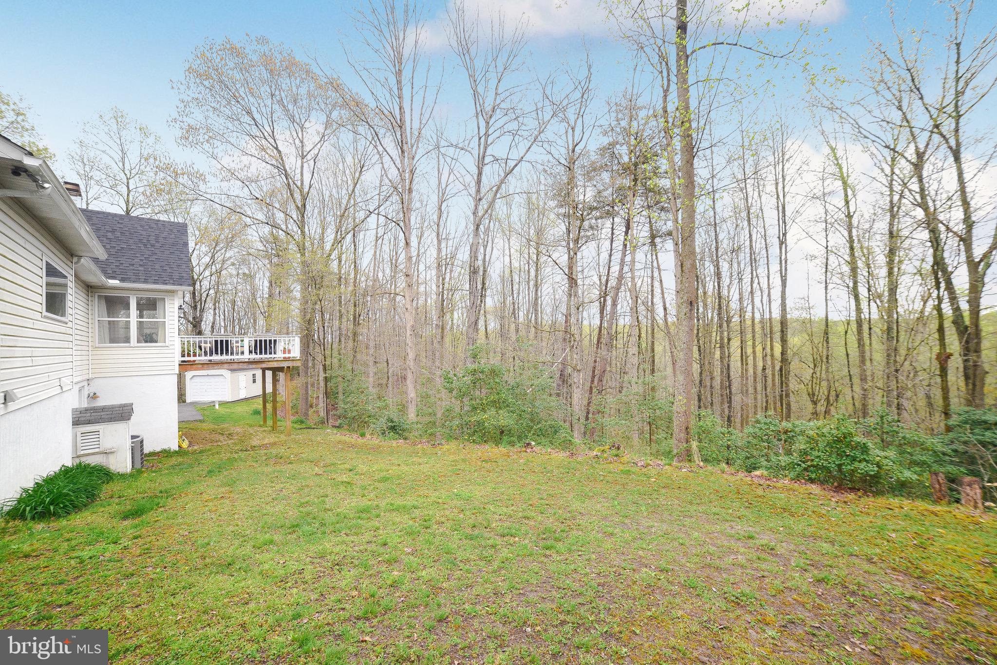 QUEEN TREE LANDING - Residential