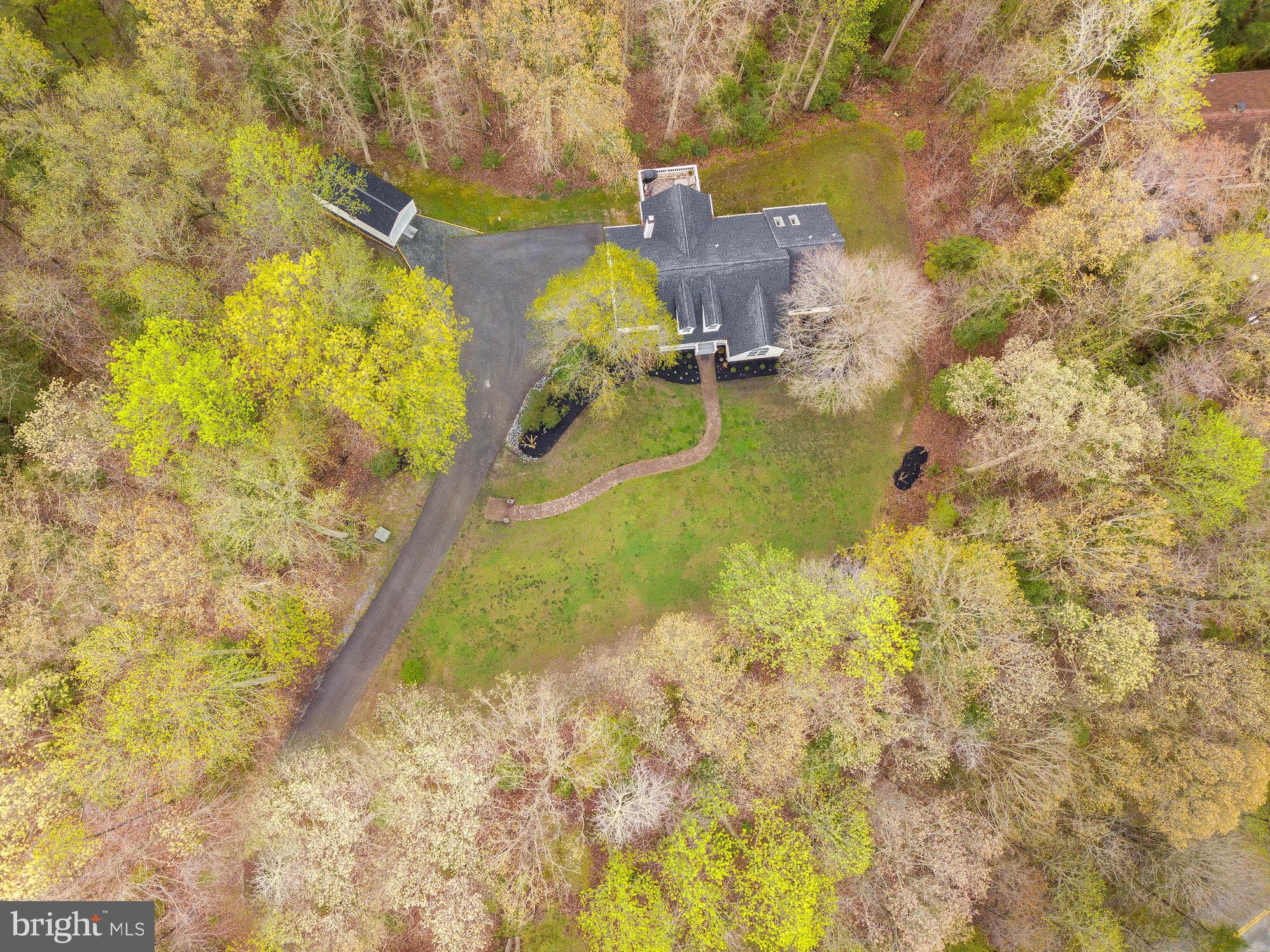 QUEEN TREE LANDING - Residential