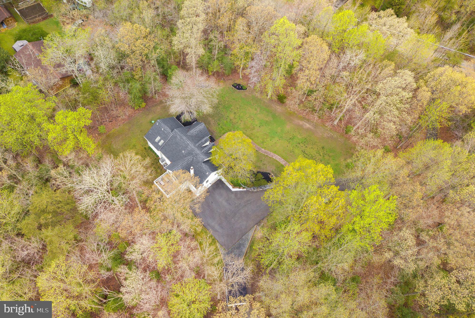 QUEEN TREE LANDING - Residential