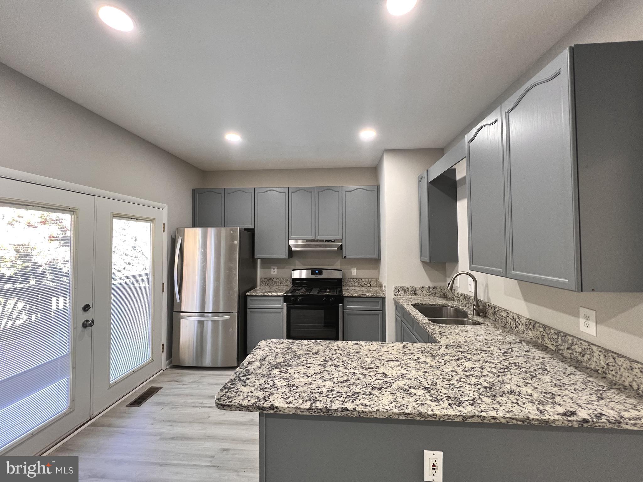 CAMPBELLS TRACE - Residential Lease