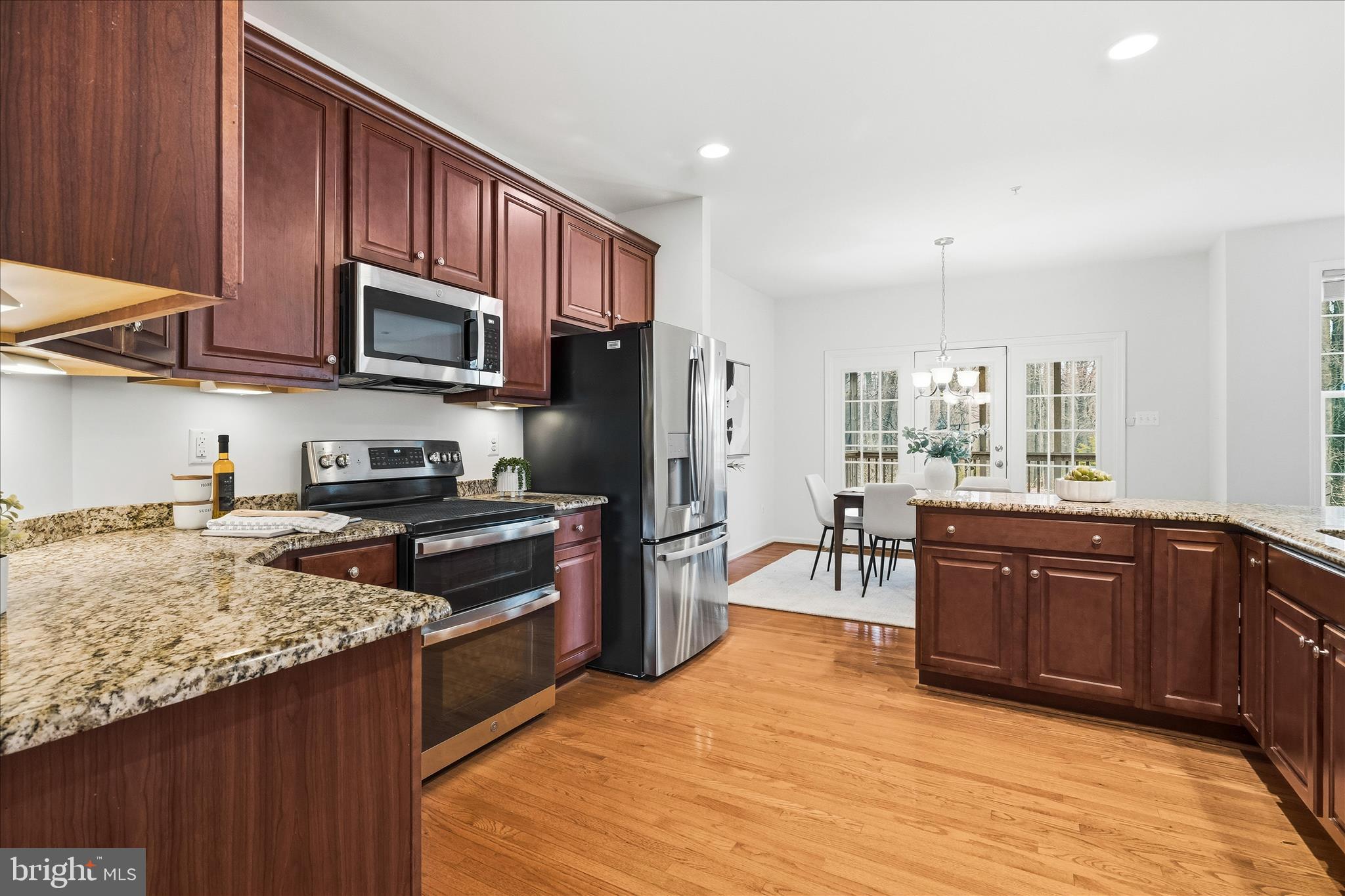 POPLAR RIDGE - Residential