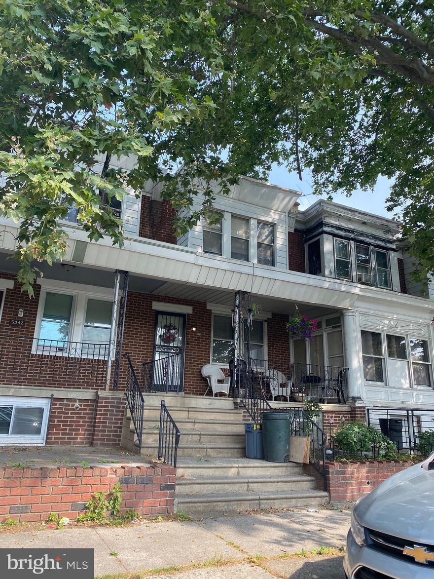 ESCROW DEPOSIT REQUIRED WITH AGREEMENT OF SALE