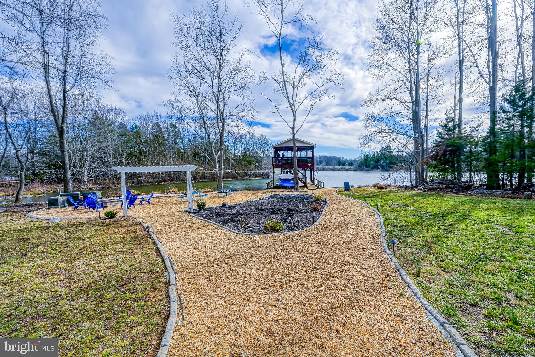 LAKEWOOD LANDING - Residential