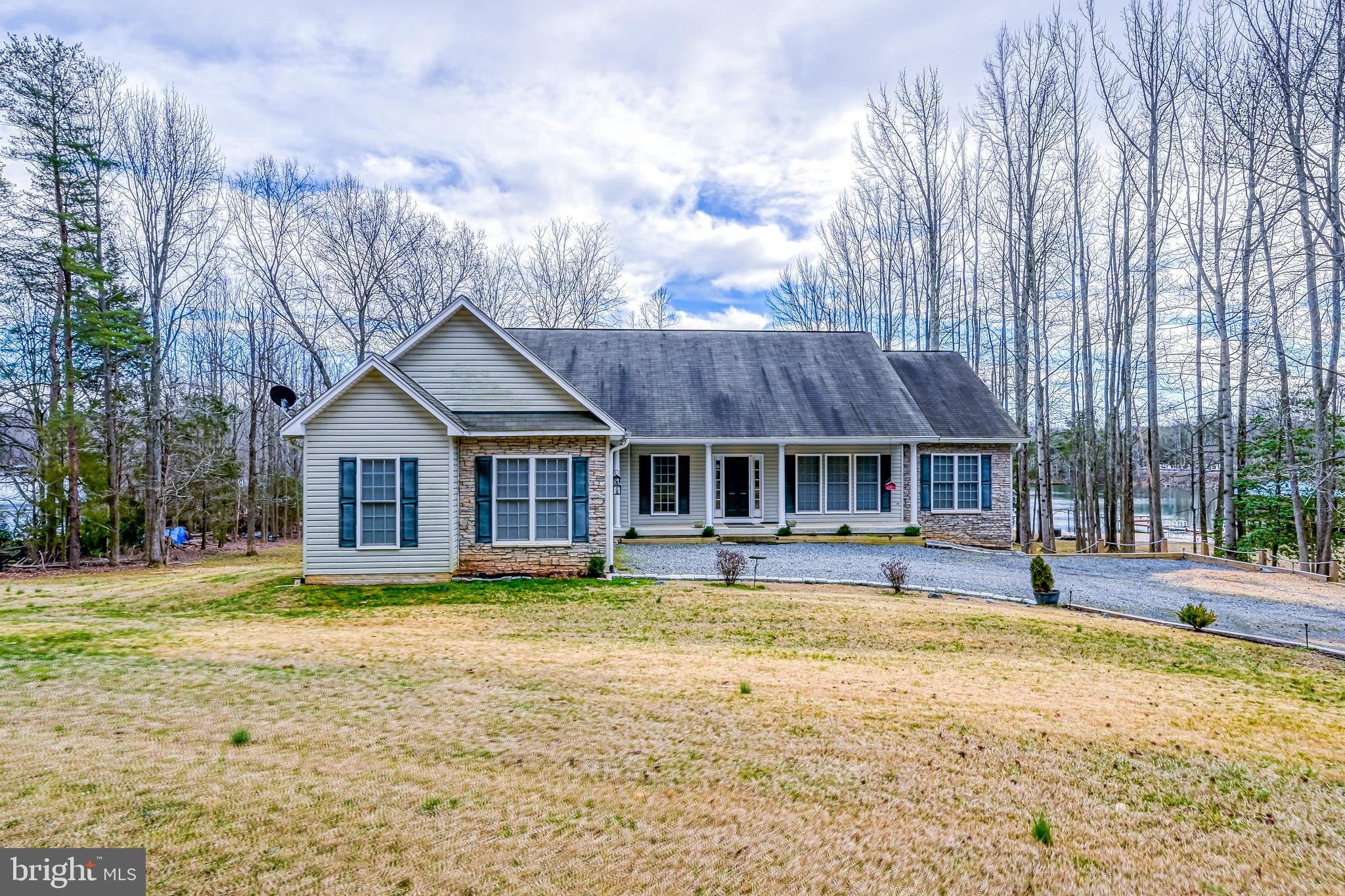 LAKEWOOD LANDING - Residential