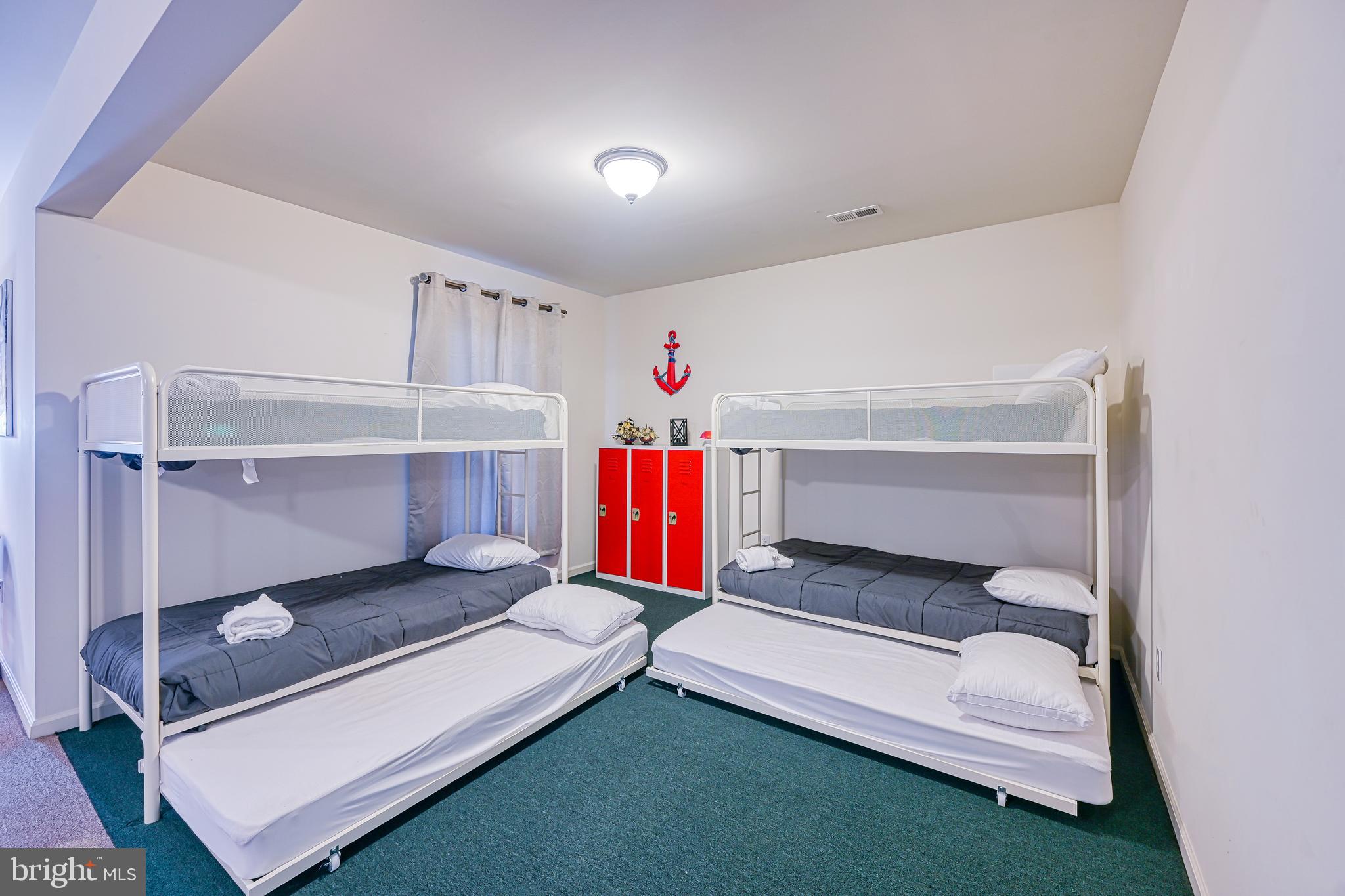 LAKEWOOD LANDING - Residential