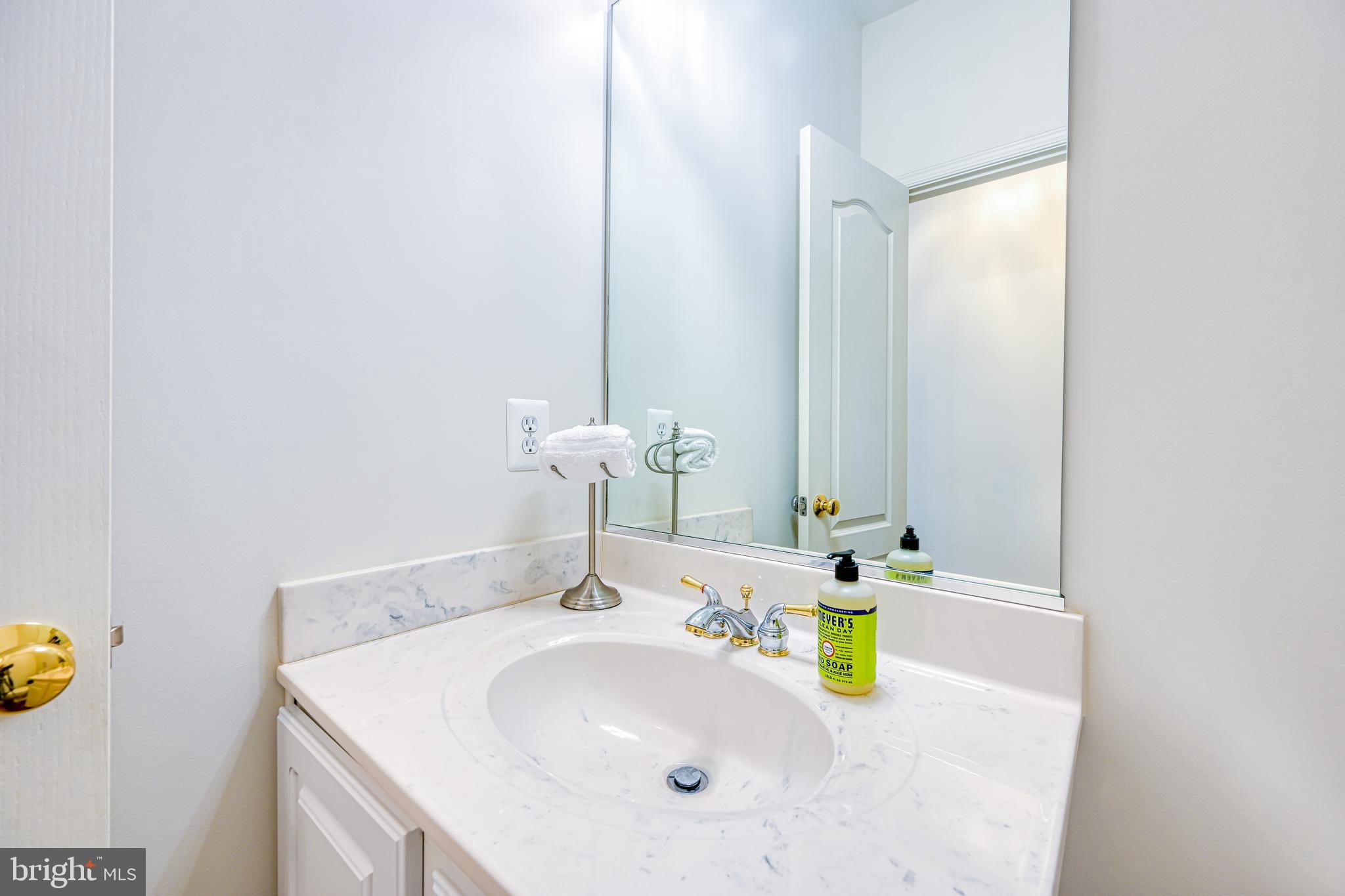 LAKEWOOD LANDING - Residential