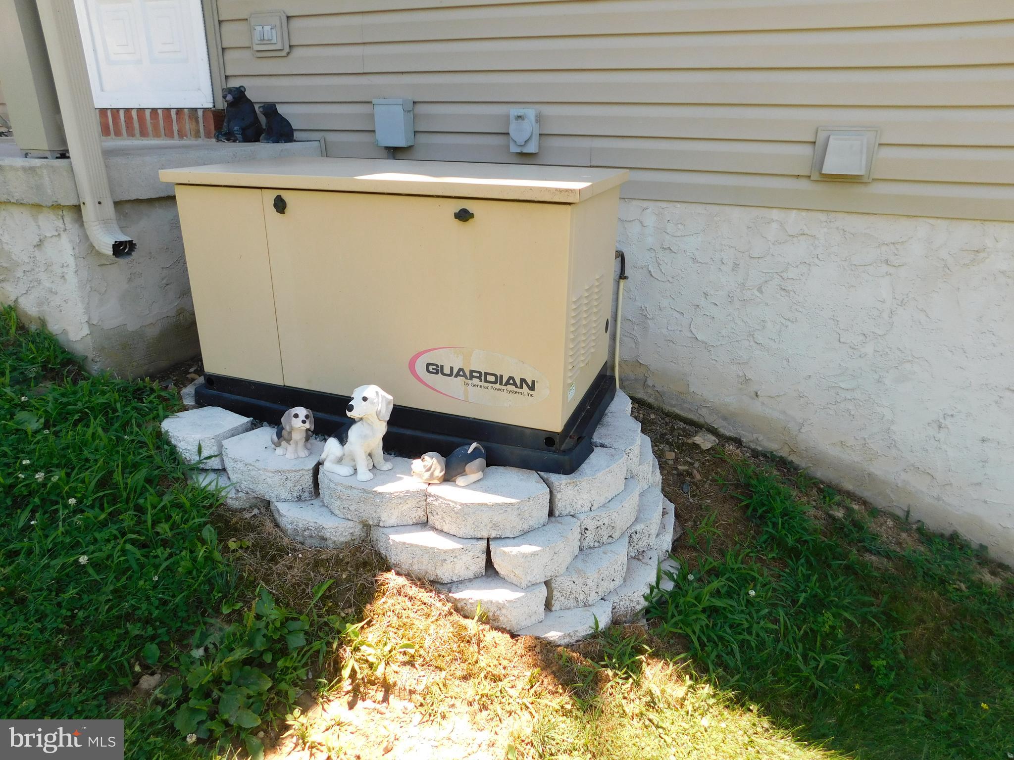 PILGRIMS OAK - Residential