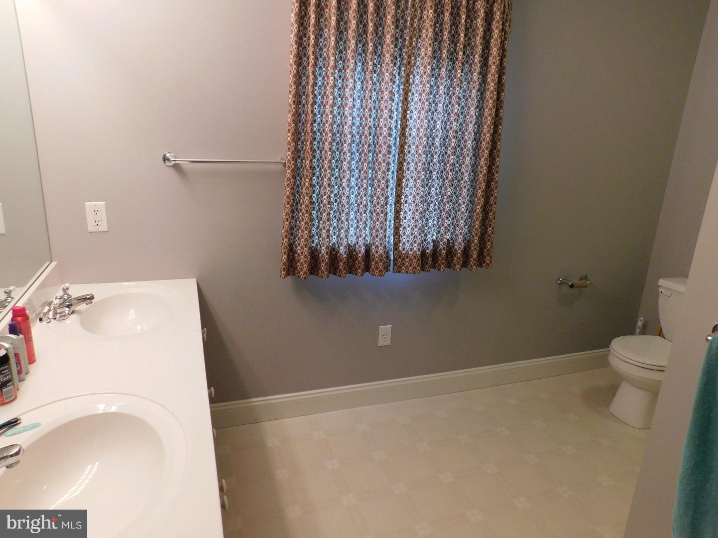 PILGRIMS OAK - Residential