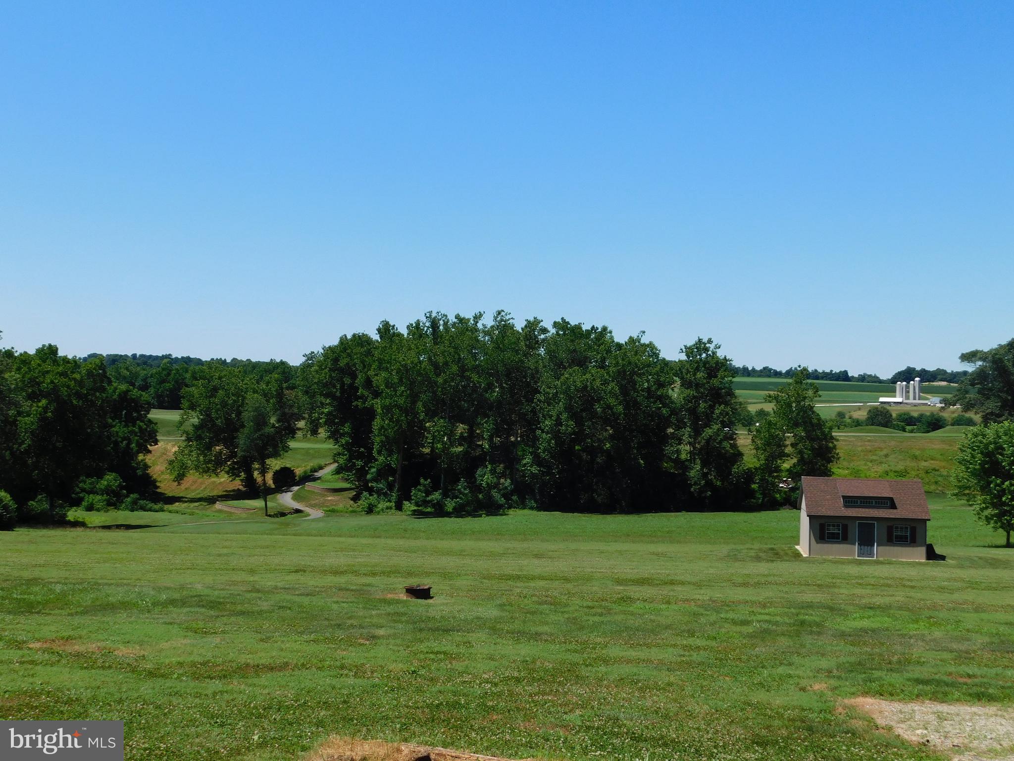PILGRIMS OAK - Residential