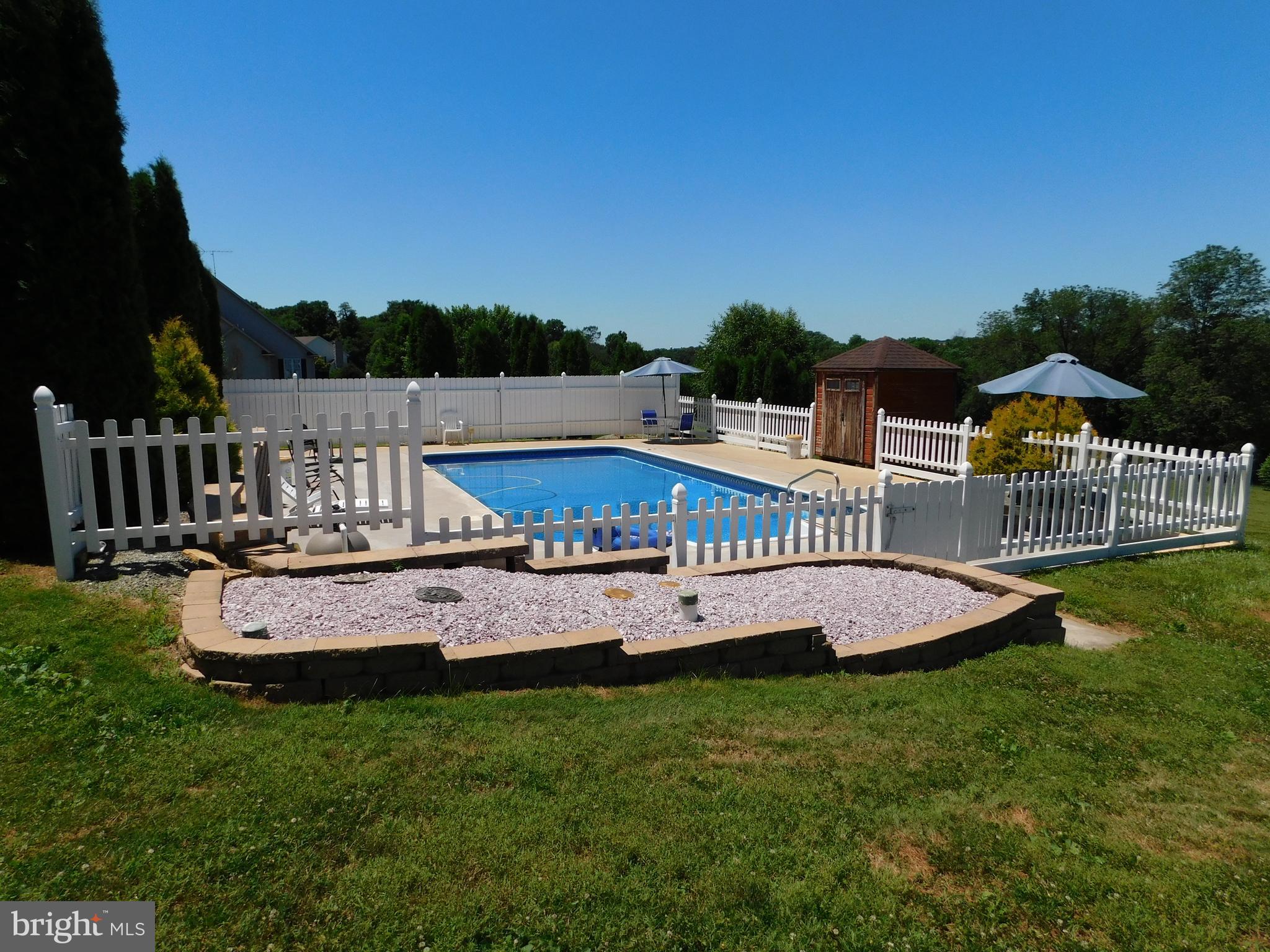 PILGRIMS OAK - Residential