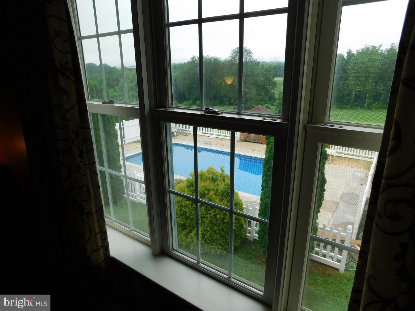 PILGRIMS OAK - Residential