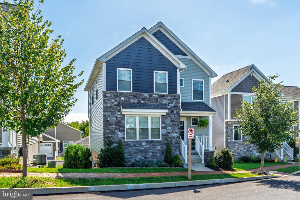 Photo of 4 Pacific Boulevard, EPHRATA, PA 17522 (MLS # PALA2094376)