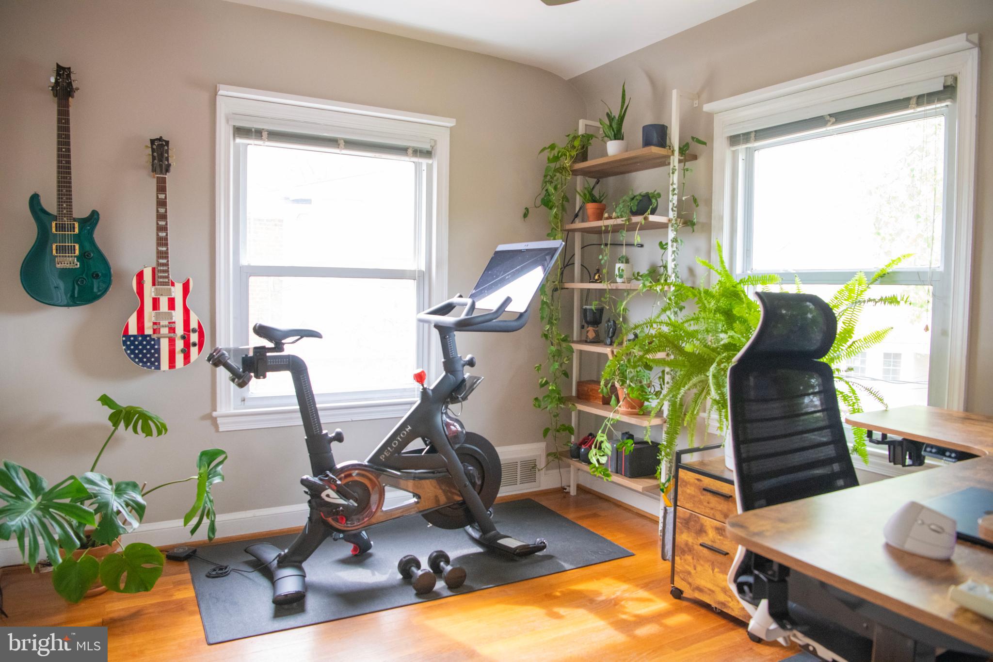 LONG BRANCH PARK - Residential Lease