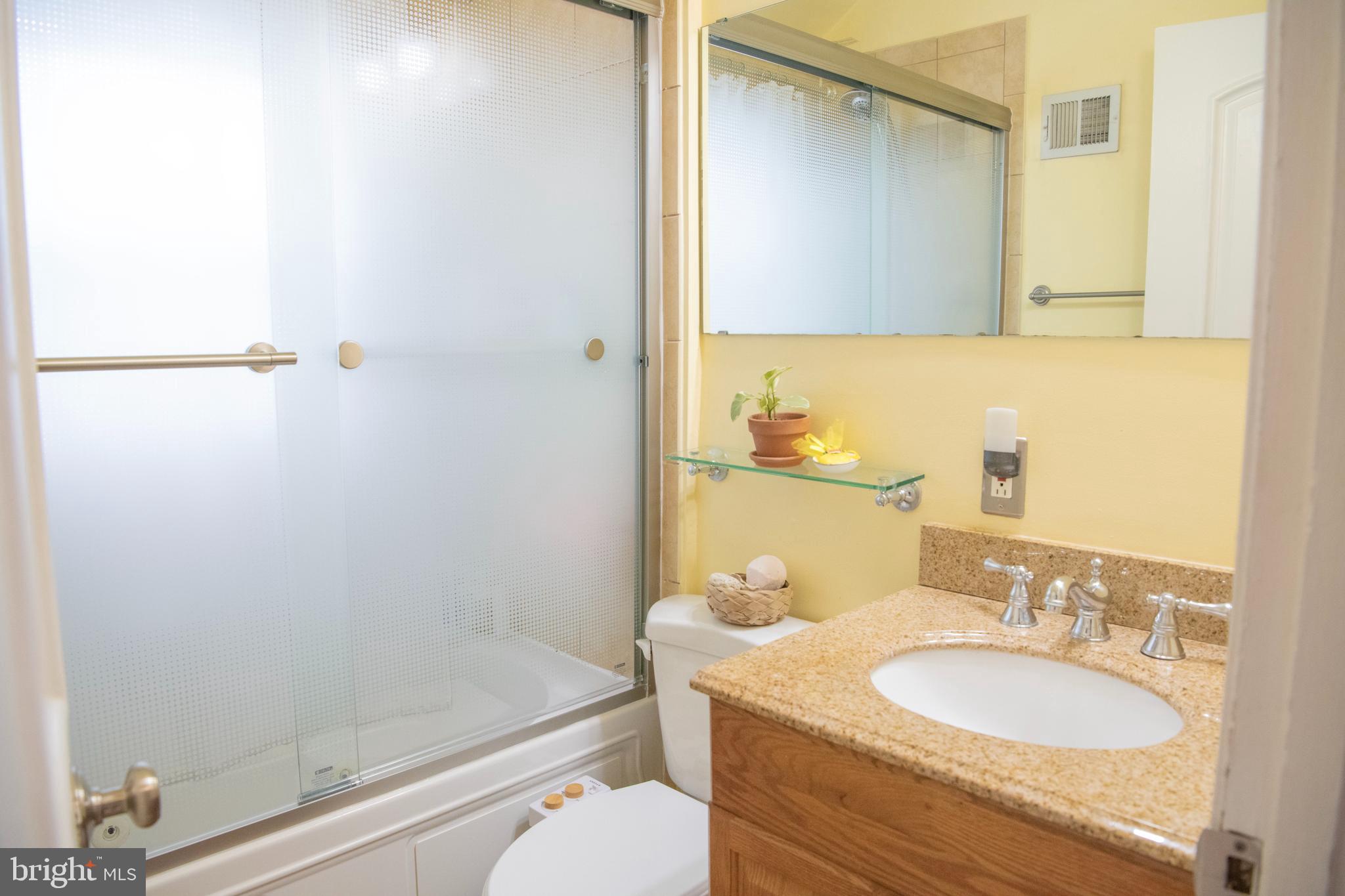 LONG BRANCH PARK - Residential Lease