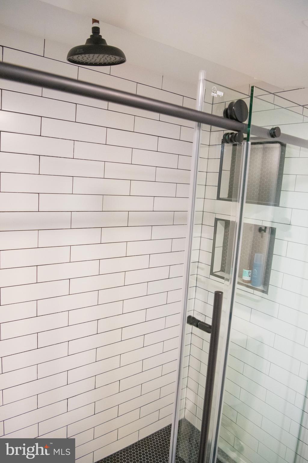 LONG BRANCH PARK - Residential Lease