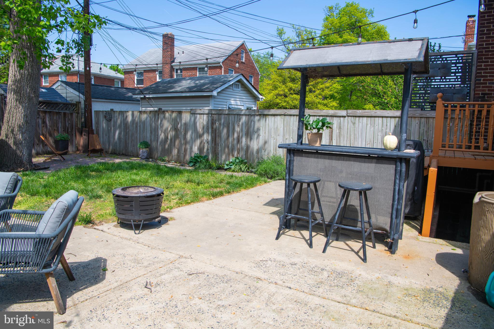 LONG BRANCH PARK - Residential Lease