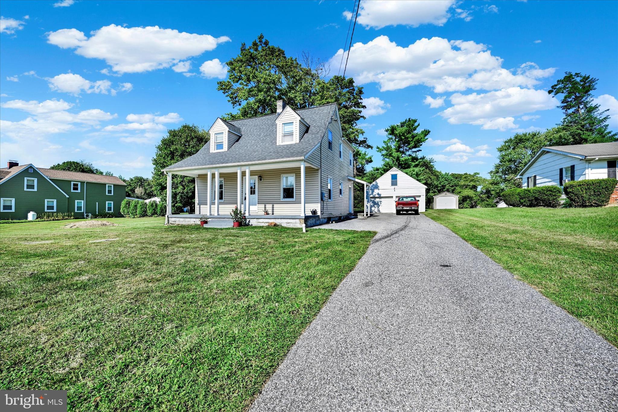 LONG GREEN - Residential