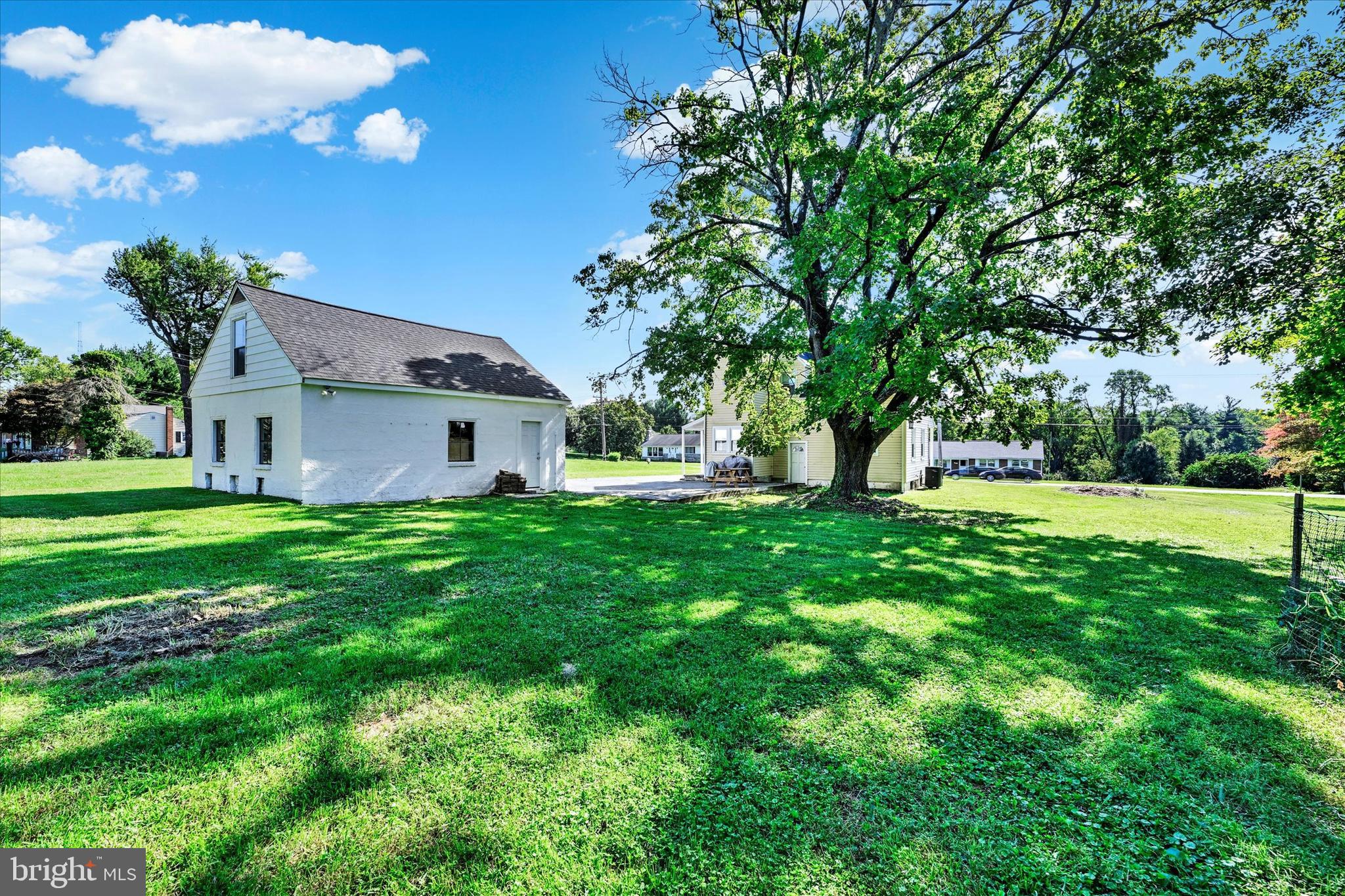 LONG GREEN - Residential