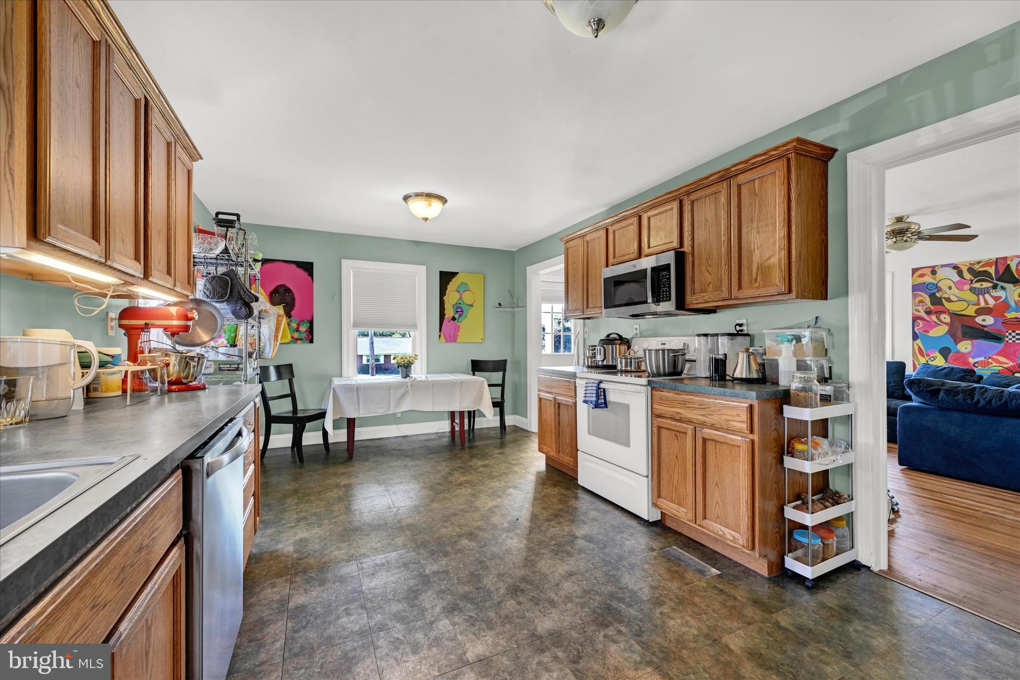 LONG GREEN - Residential