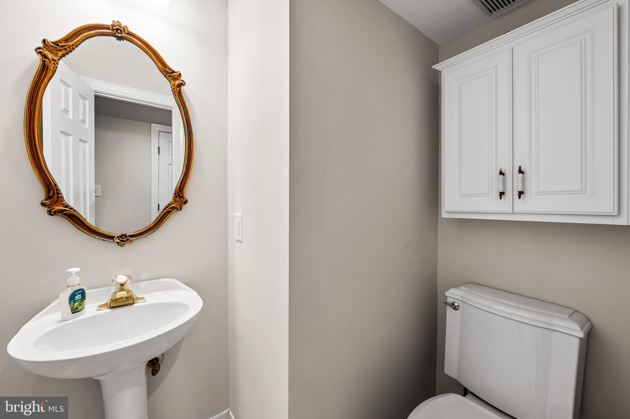 MONTGOMERY MEADOWS - Residential