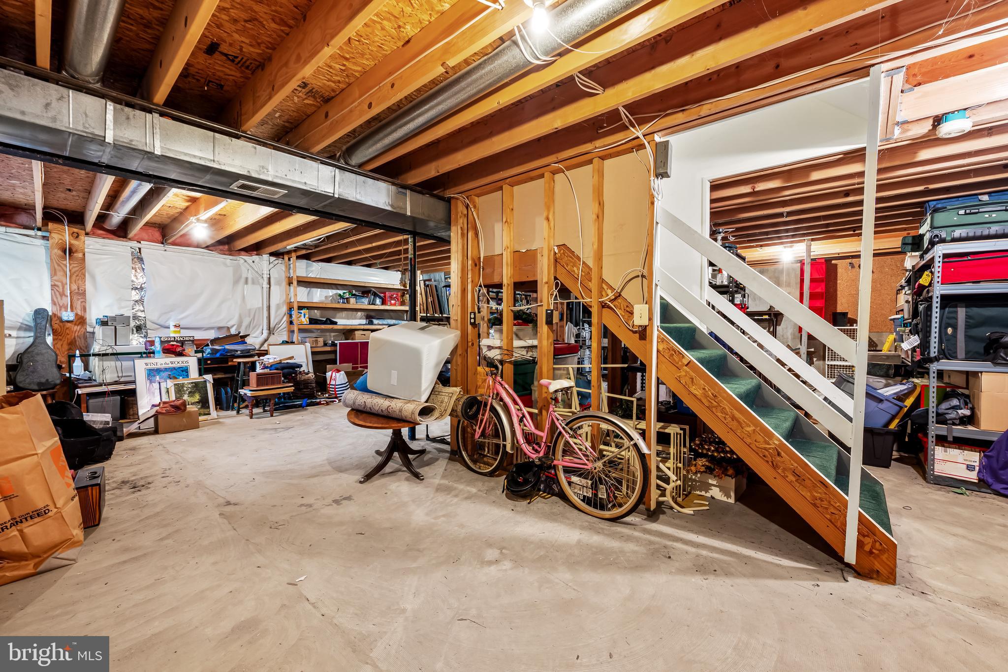 MONTGOMERY MEADOWS - Residential