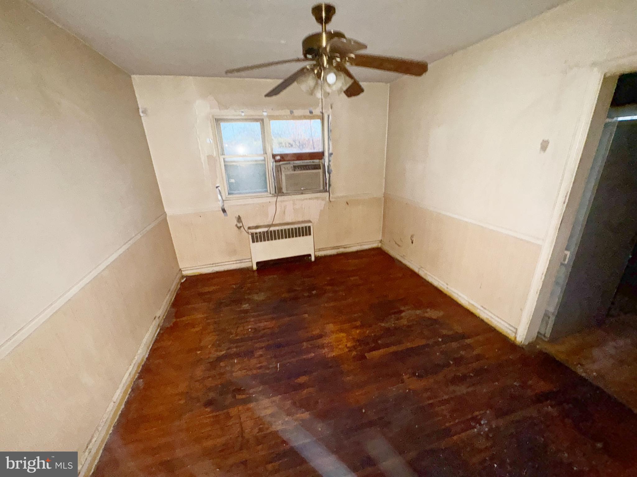 FRANKFORD - Residential