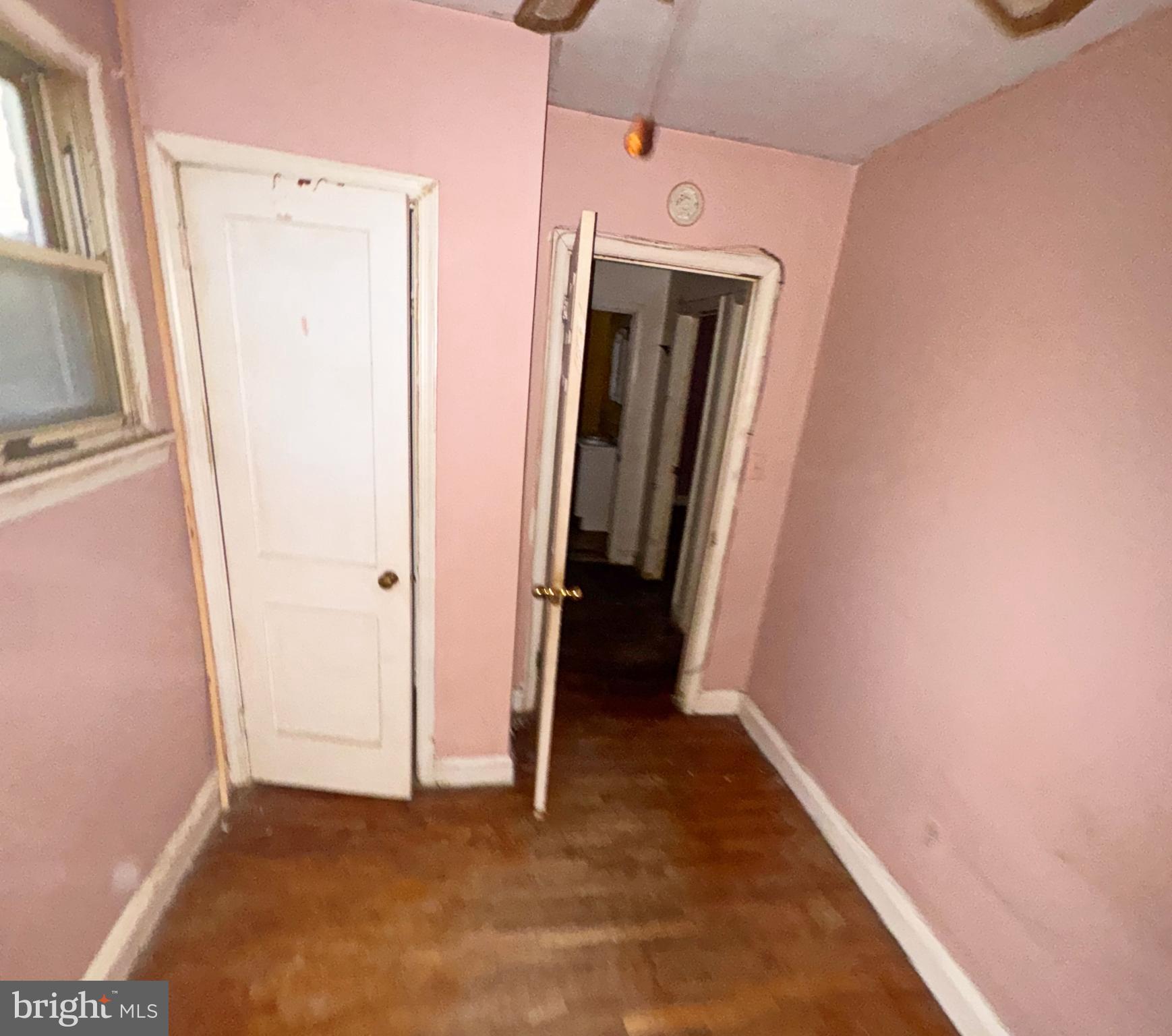 FRANKFORD - Residential