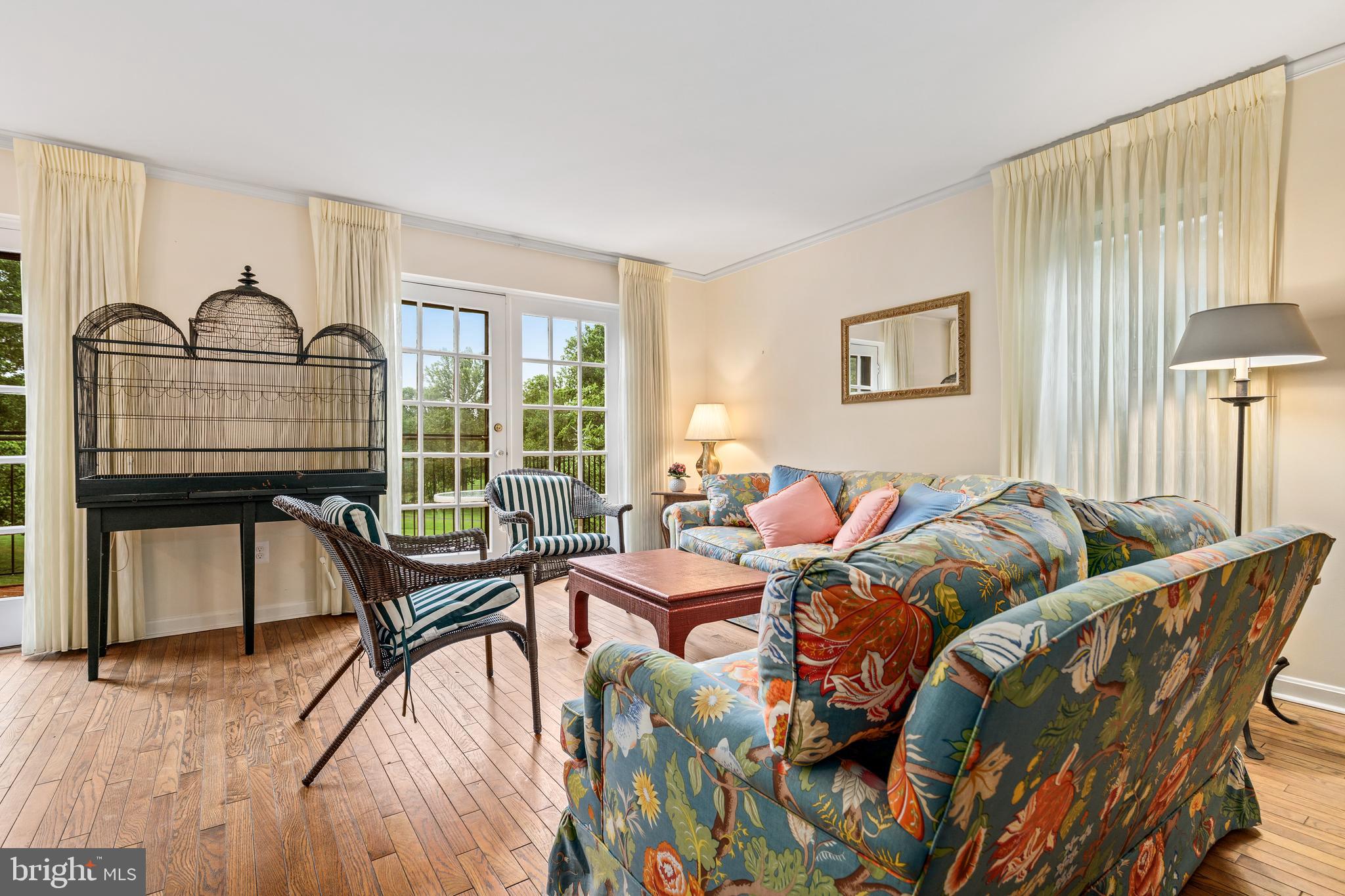 RESTON - Residential