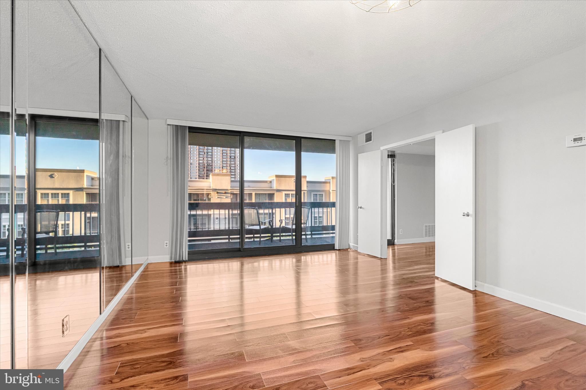 SKYLINE SQUARE CONDO - Residential Lease