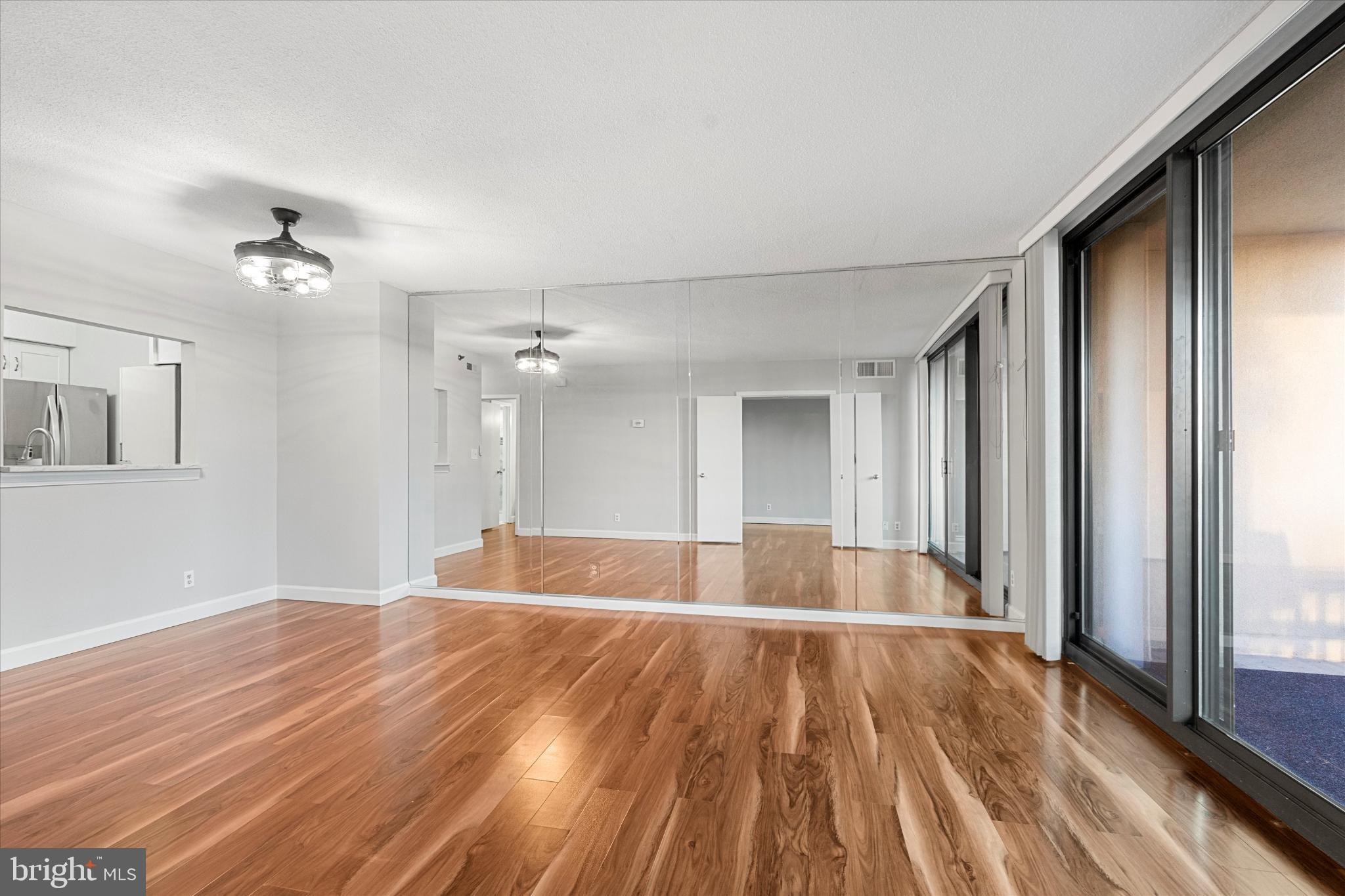 SKYLINE SQUARE CONDO - Residential Lease