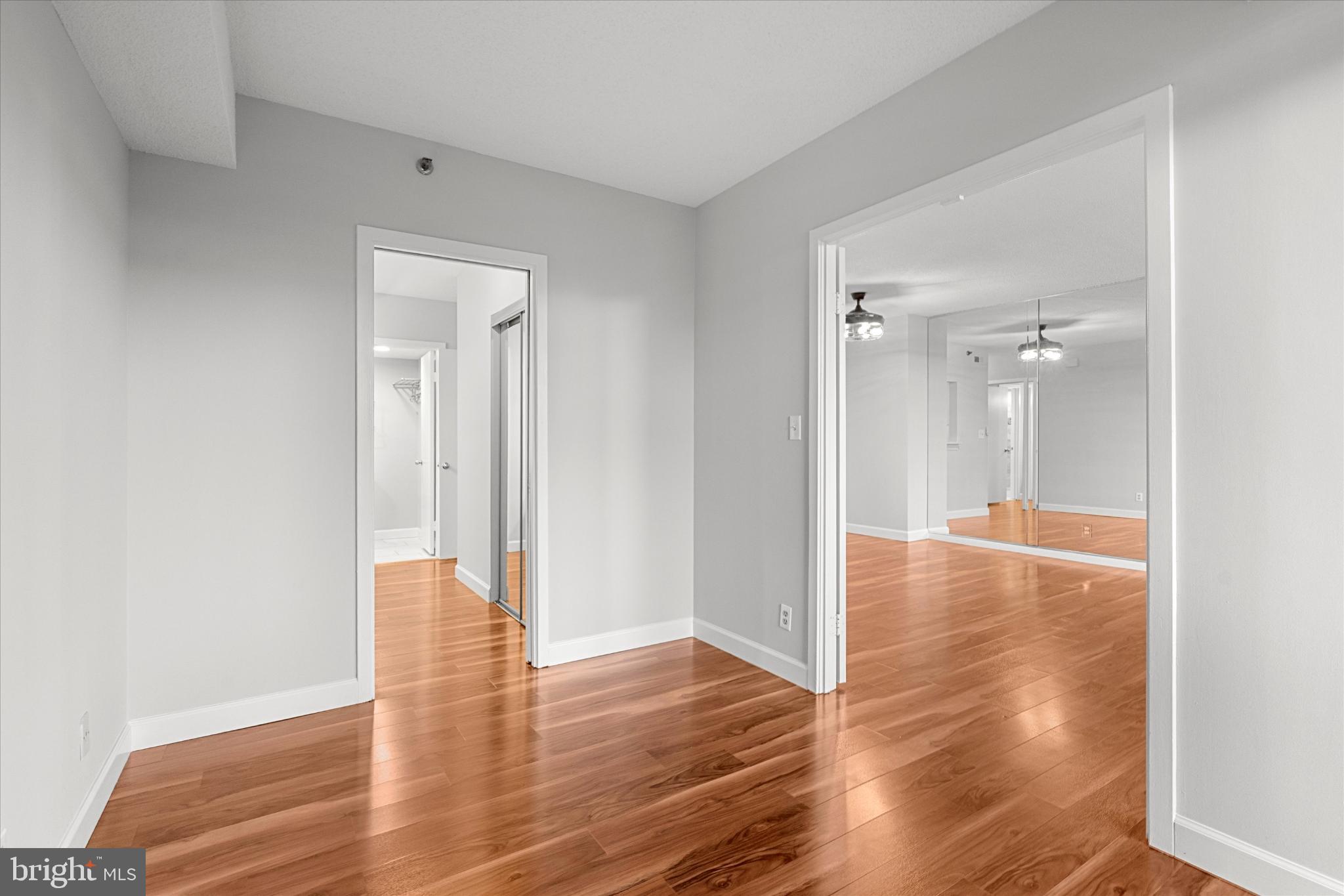 SKYLINE SQUARE CONDO - Residential Lease