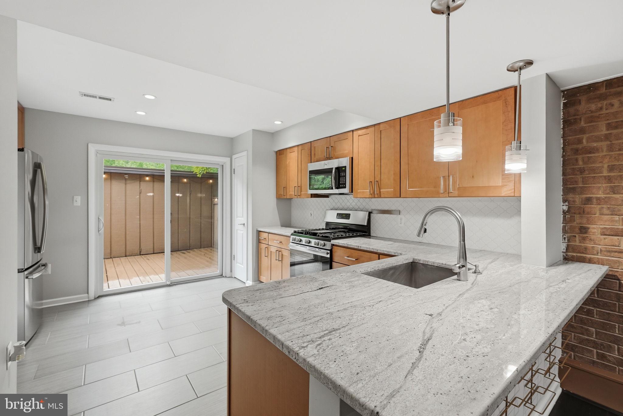 11926 ESCALANTE COURT