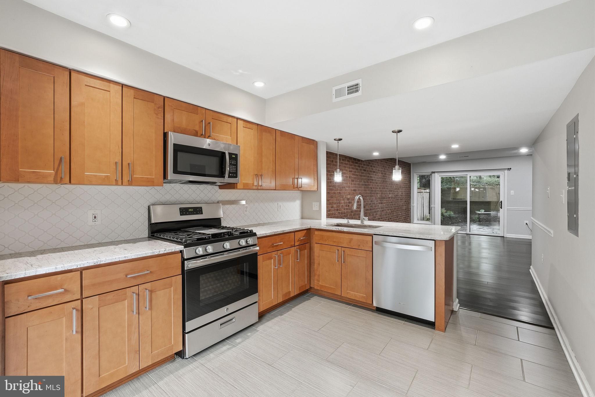 11926 ESCALANTE COURT