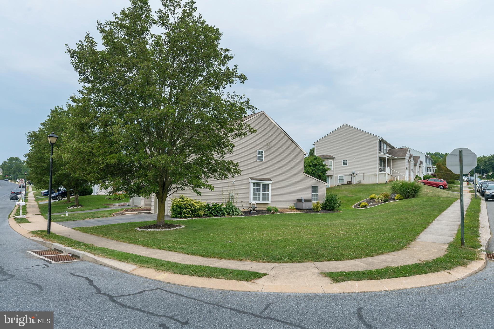 STERLING PLACE - Residential