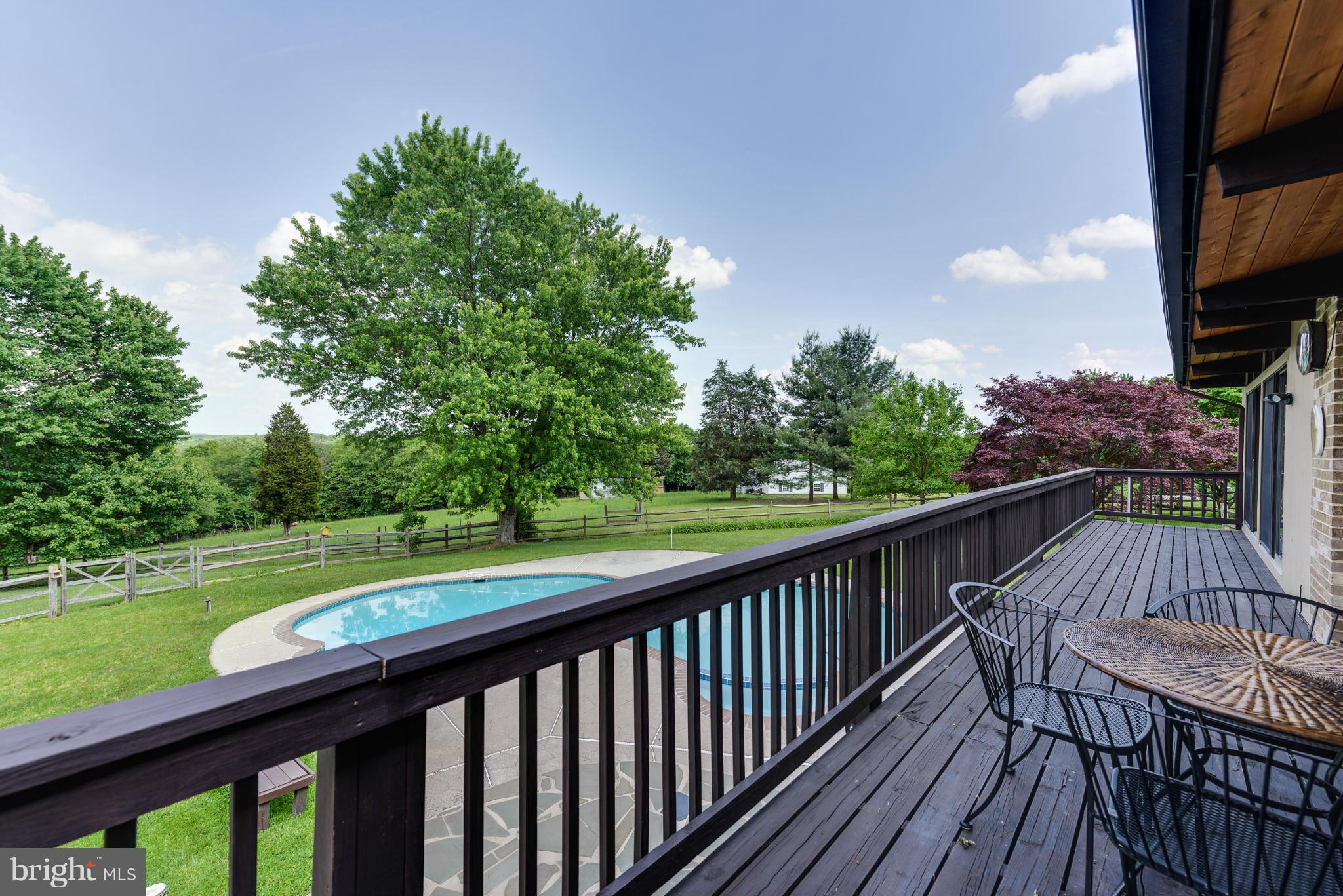 BARNESVILLE OUTSIDE - Residential