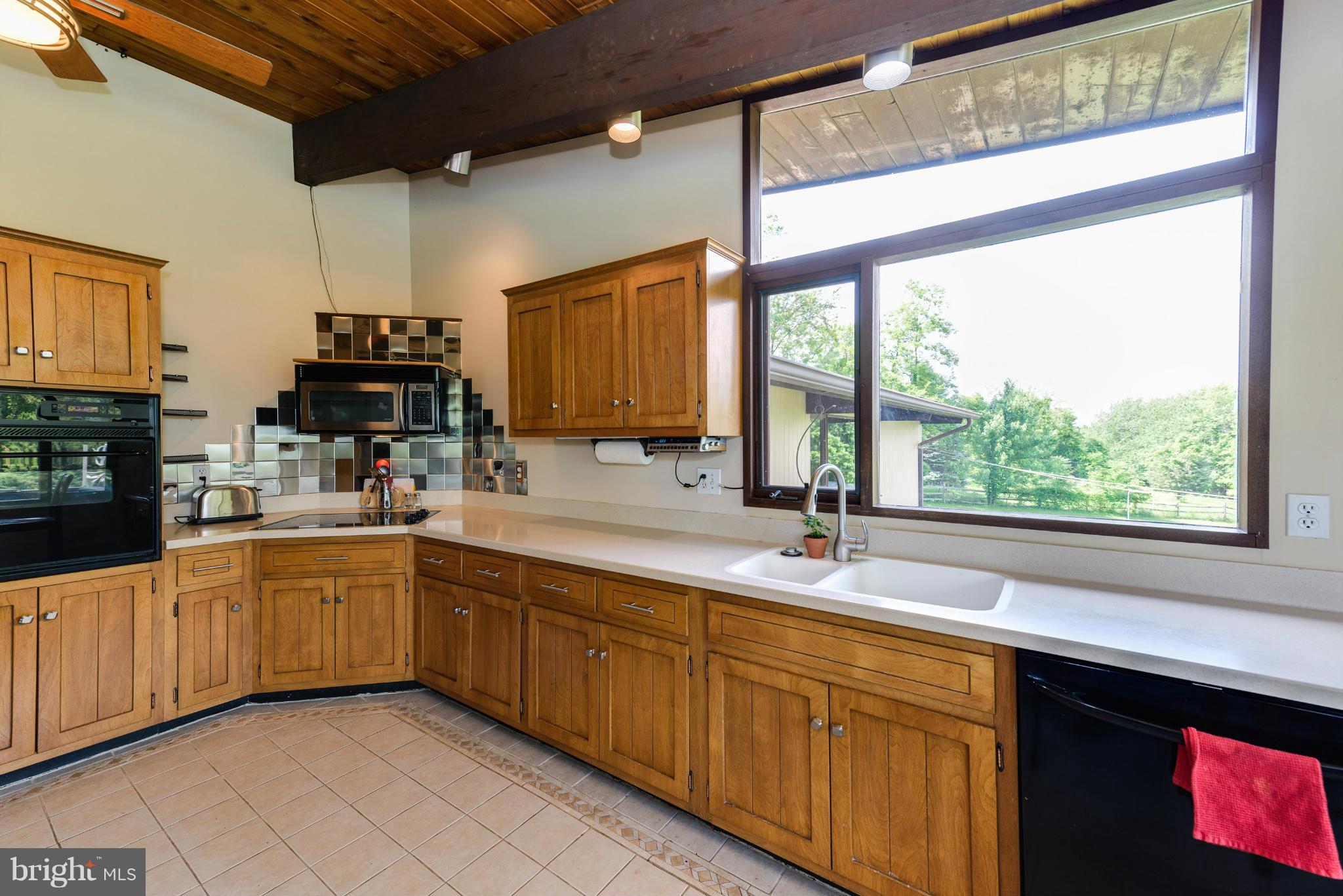 BARNESVILLE OUTSIDE - Residential