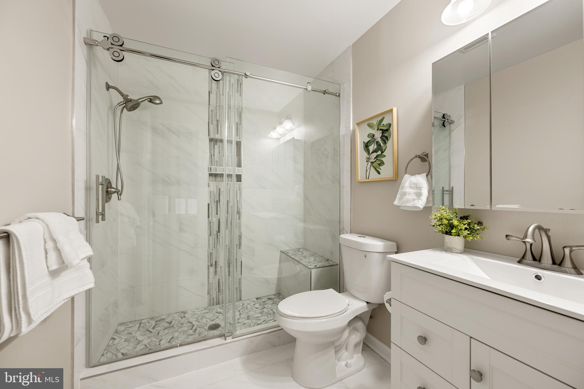 BRADDOCK PLACE - Residential