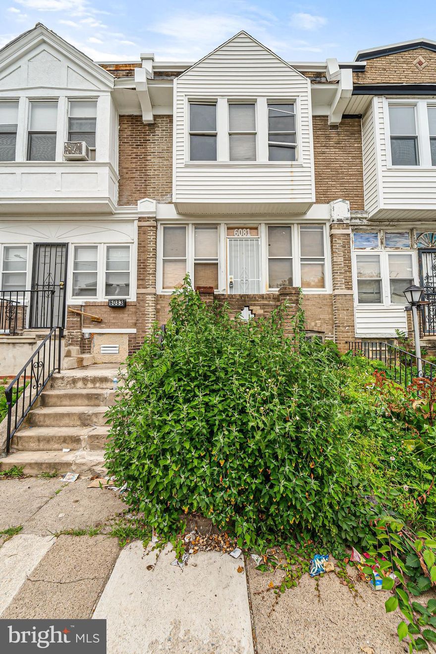 INVESTOR ALERT!!! 3 Bedroom home perfect for a home buyer looking for some sweat equity or a savvy investor. Buyer is responsible for U&O.  Schedule your private tour today!!