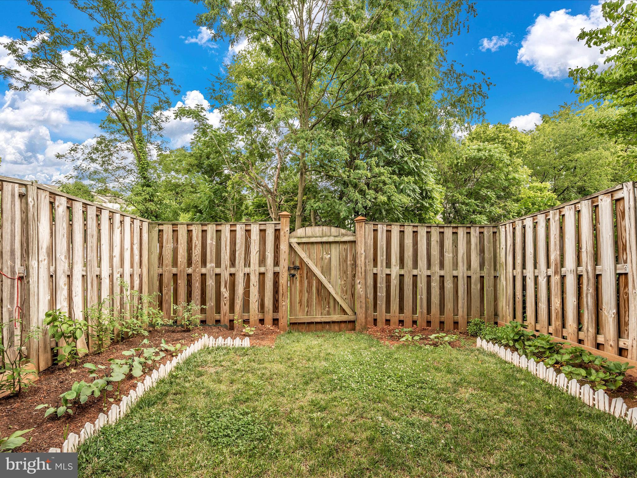 OVERLOOK - Residential