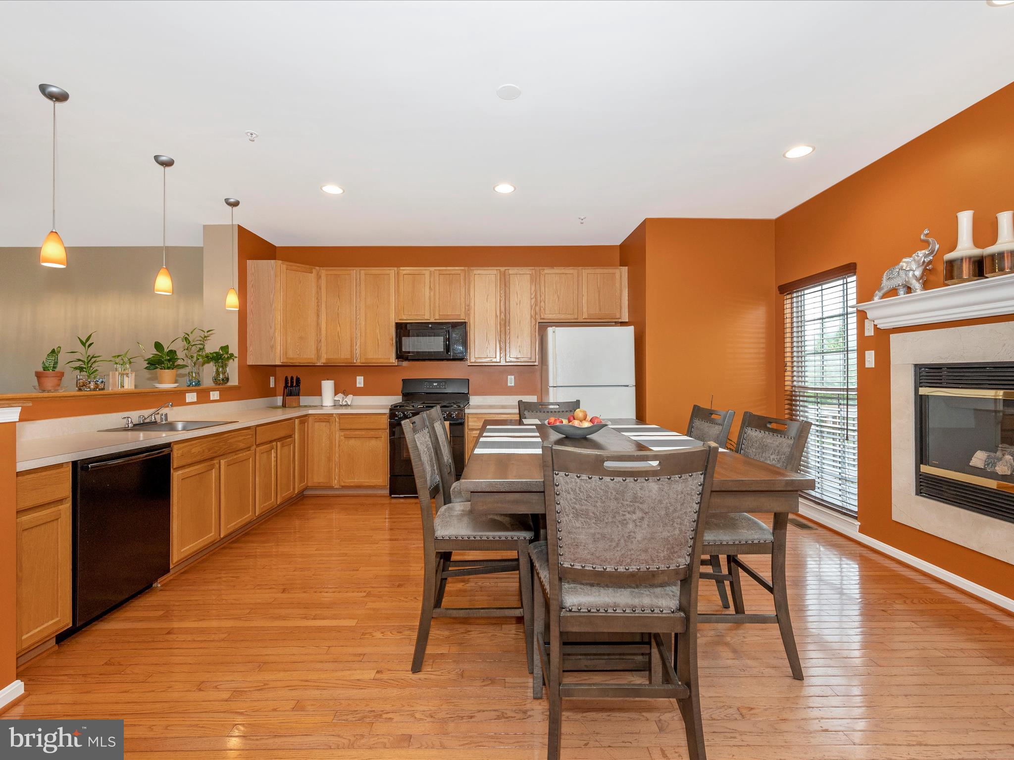 OVERLOOK - Residential