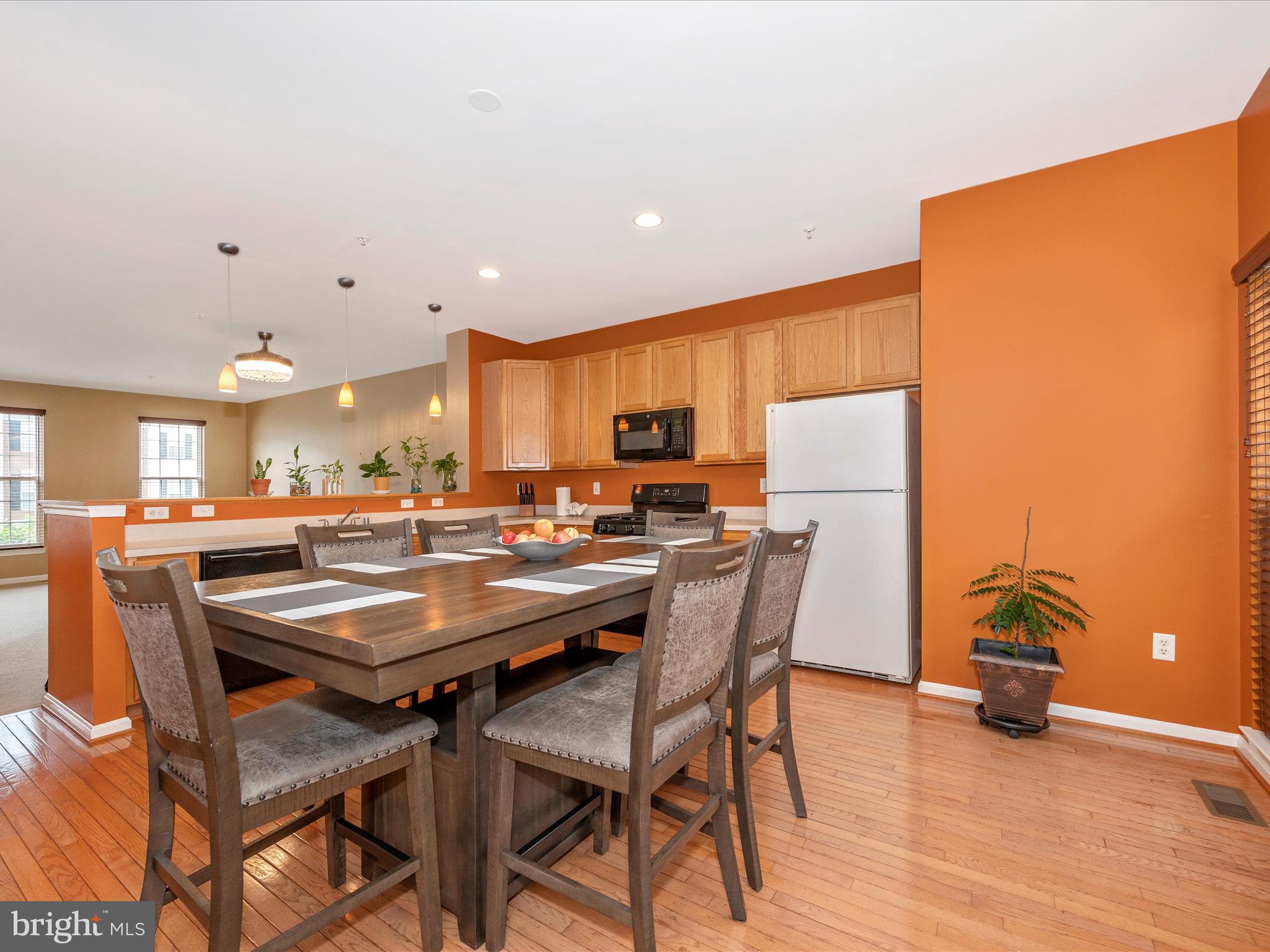 OVERLOOK - Residential