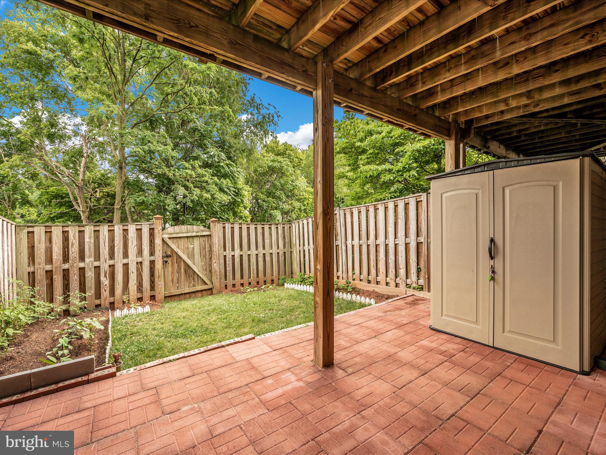 OVERLOOK - Residential