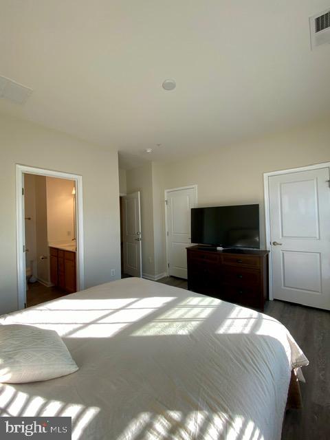 HOWARD SQUARE - Residential Lease