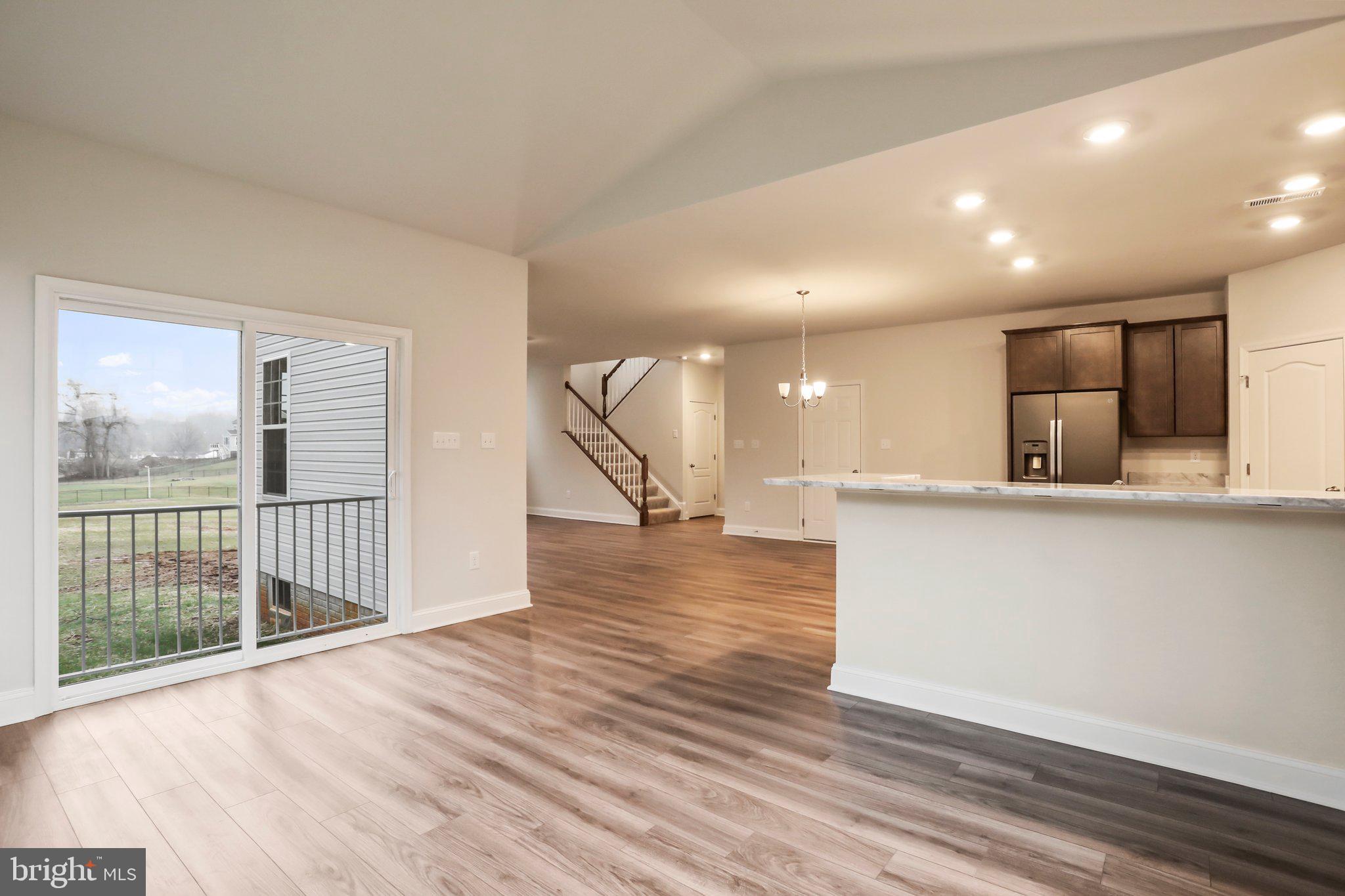 AMBERFIELD - Residential