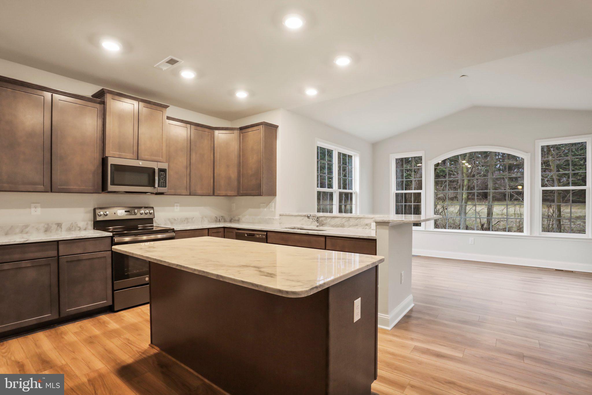 AMBERFIELD - Residential