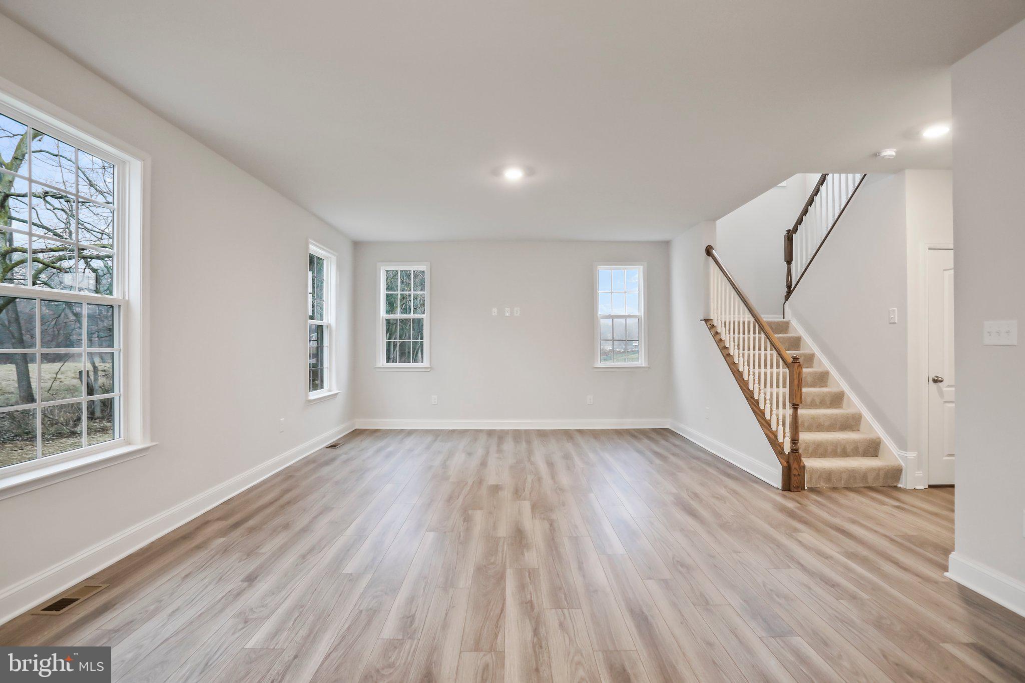 AMBERFIELD - Residential